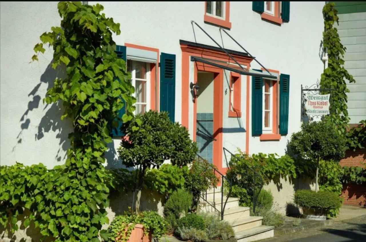 Landhauskiebel Erden Bagian luar foto